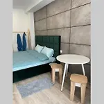 Arkadiya Sky Jakuzi & Mp 25 Appartamento Odessa