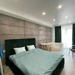 Arkadiya Sky Jakuzi & Mp 25 Appartement