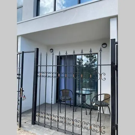 Arkadiya Sky Jakuzi & Mp 25 *