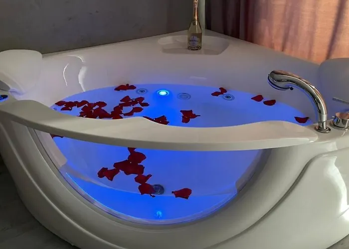 Apartment Arkadiya Sky Jakuzi & Mp 25 *