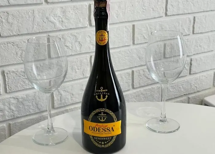 Апартаменты Arkadiya Sky Jakuzi & Mp 25