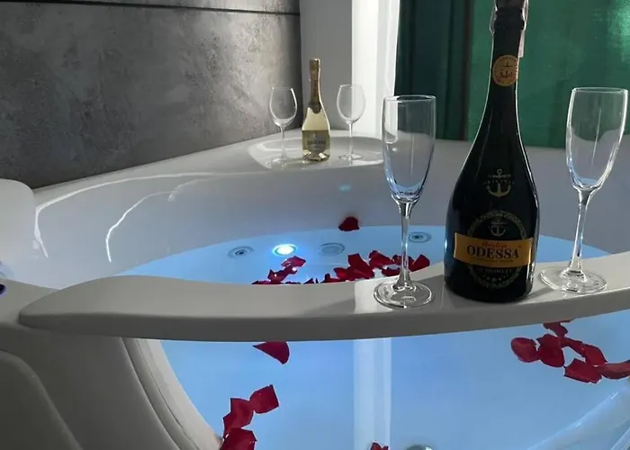 Arkadiya Sky Jakuzi & Mp 25 Апартаменты *