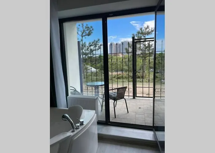 Apartment Arkadiya Sky Jakuzi & Mp 25 *