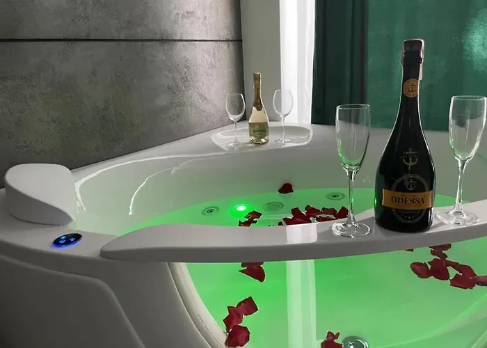 Arkadiya Sky Jakuzi & Mp 25 *