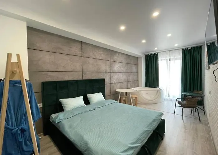 Arkadiya Sky Jakuzi & Mp 25 Apartment